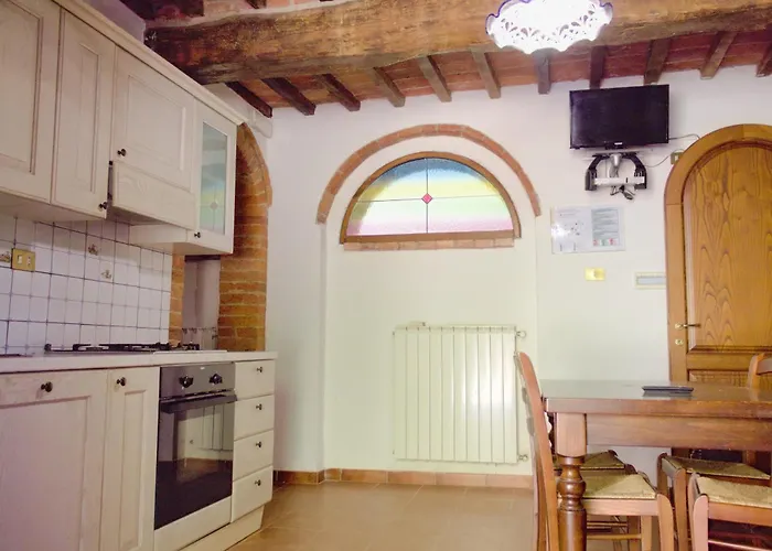 Cetine Vecchie Agroturismo *